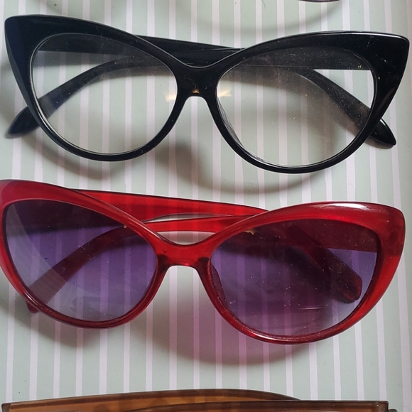 Sunglass bundle - Picture 3 of 4